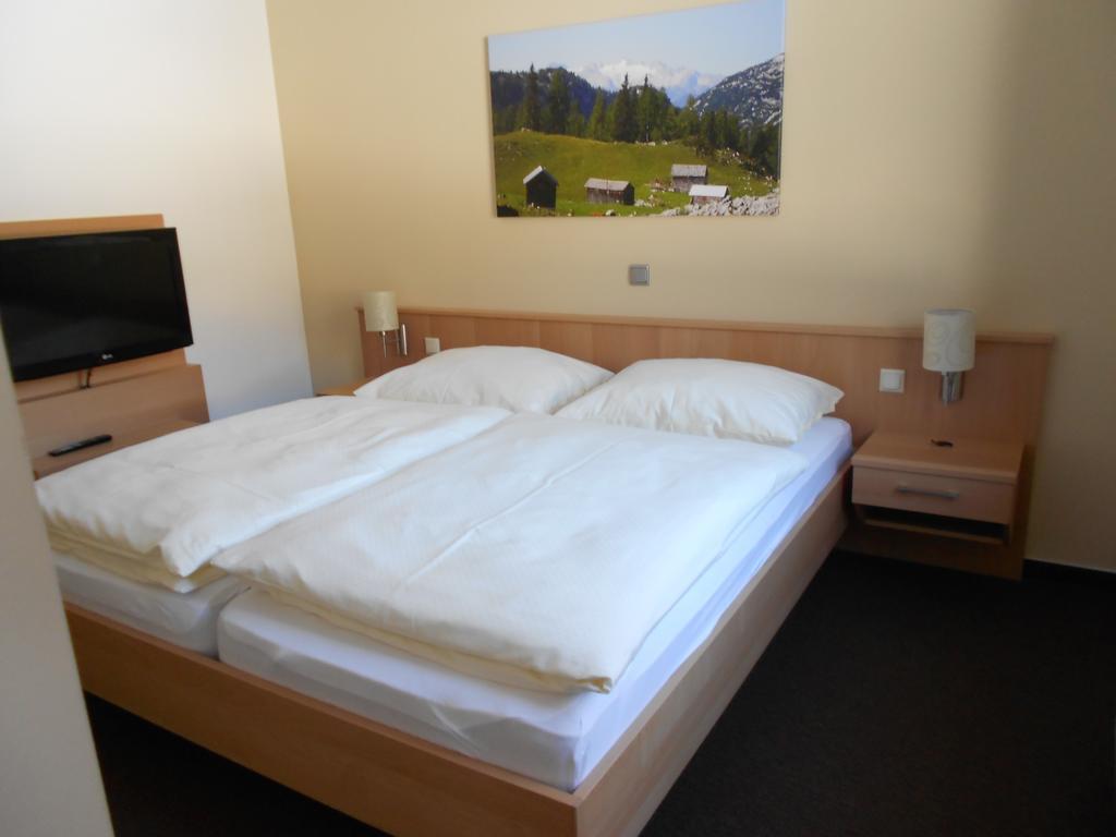 Pension Wanderruh Gruenau im Almtal Exterior photo